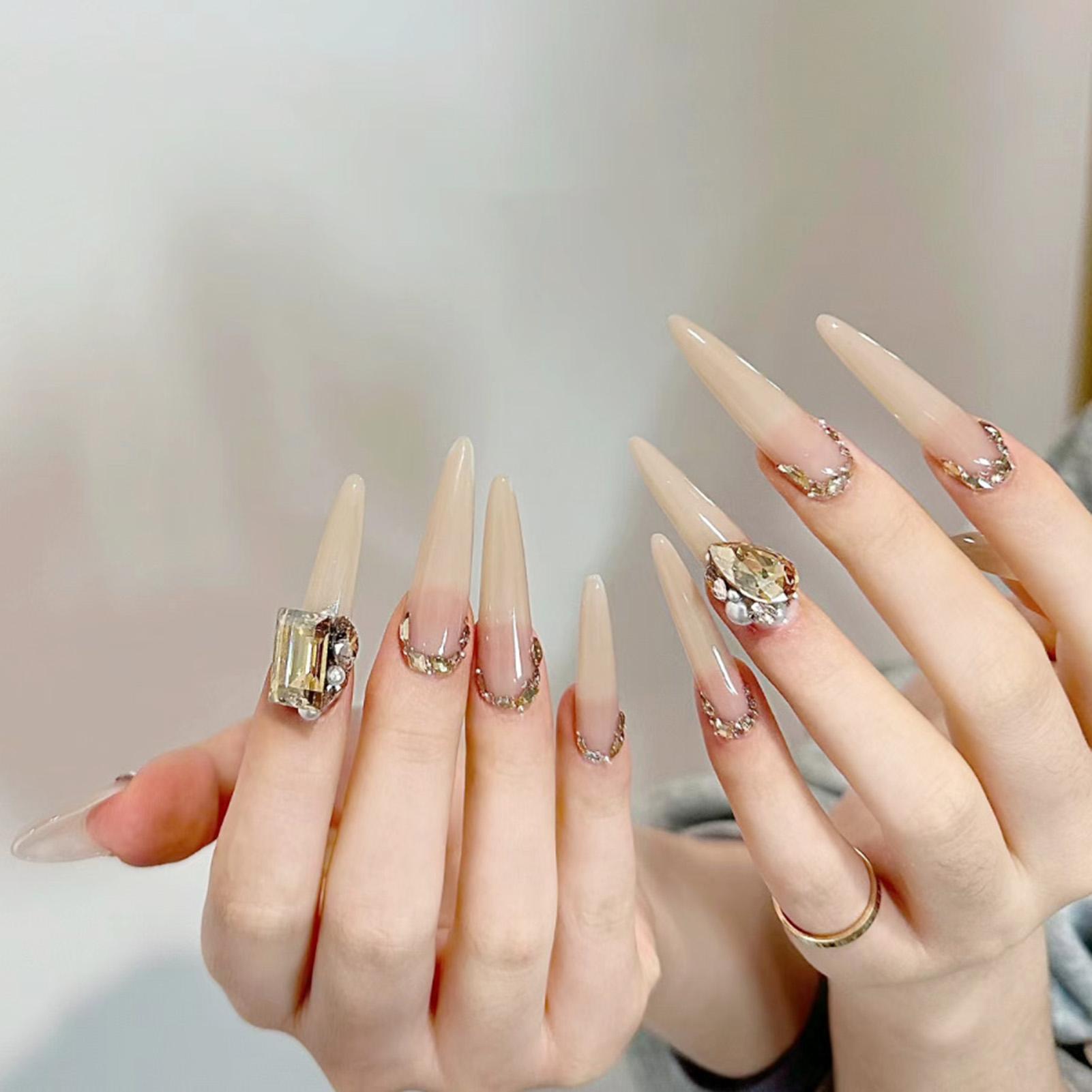 24Pcs Fake Nails Glossy Long Press on Nails Rhinestone Press On Nails Artificial Manicure Tool Nail Tips Wearable Fake Nails