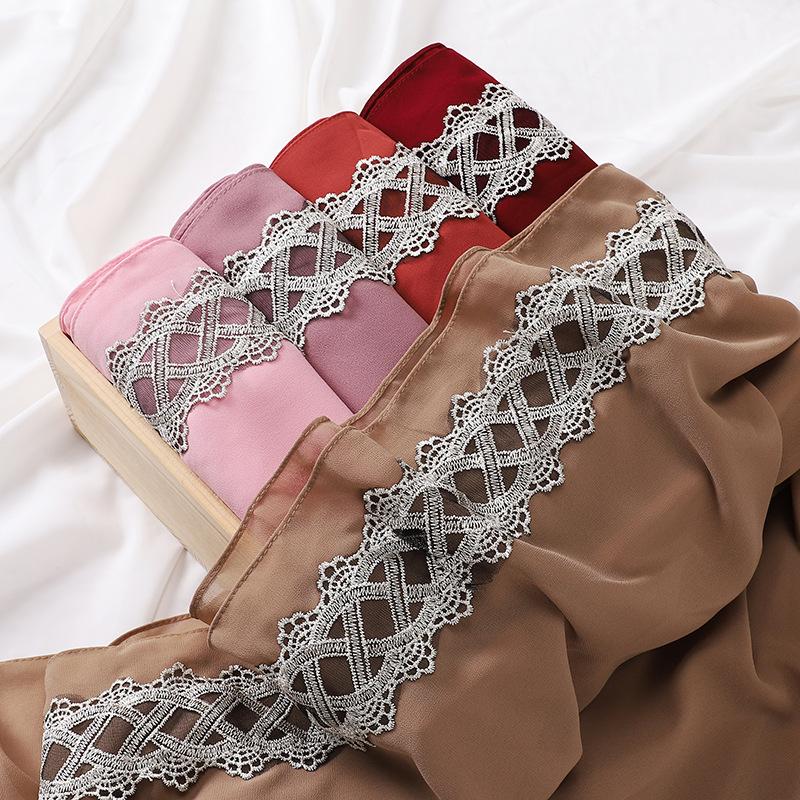 Muslim Women Chiffon Scarves with Lace Side Embroidered Chiffon Hijabs Lace Plain Hijab Patches Decoration