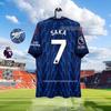 Ensemble Maillot Domicile et Extérieur Arsenal avec Numéros: #7 Saka, #14 Ødegaard.