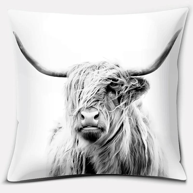 (18 Inches * 18 Inches) Scottish Highland Cow Pattern Super Soft Pillow Case Sofa Cushion Cushion Decorative Pillow