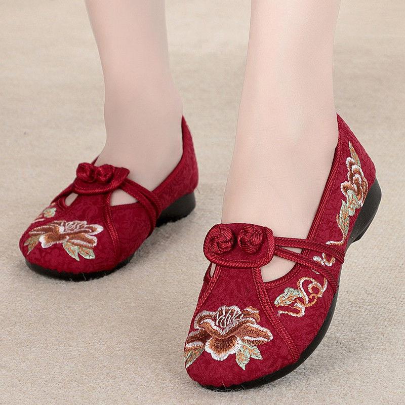 Vintage Traditional Style Women Soft Loafers Spring Autumn Slip On Cotton Fabric Flats Comfort Chinese Embroidered Shoes