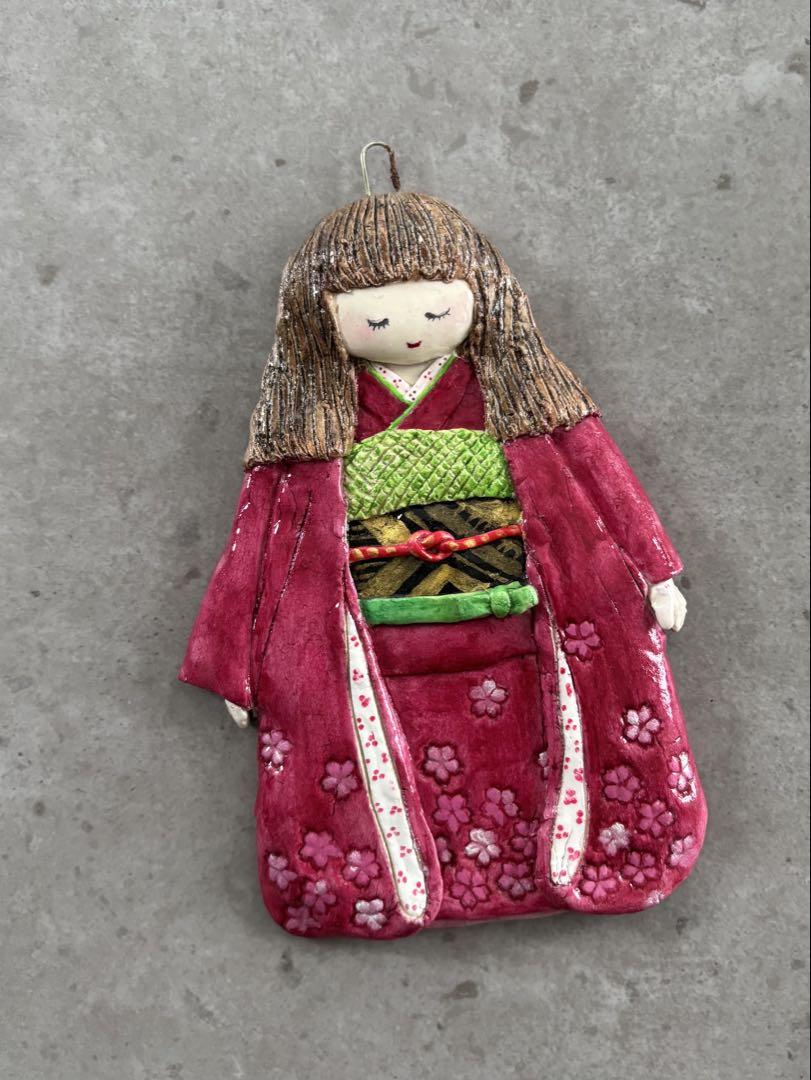 

[Б/У] Настенное украшение кукла из папье-маше японское кимоно