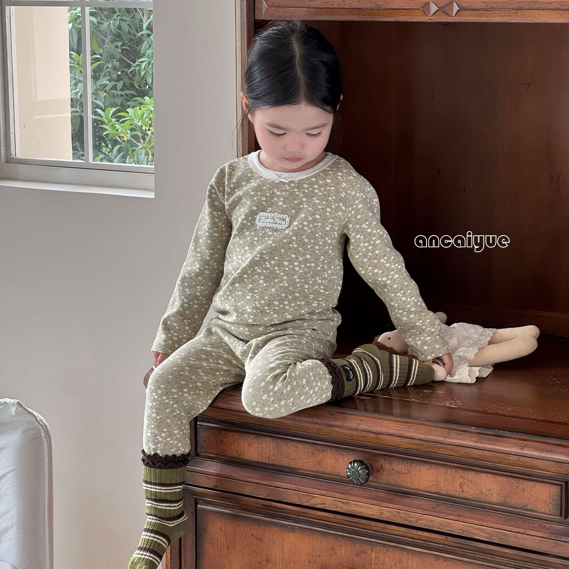 Children s 2025 Pure Cotton Autumn Pajama Set - Unisex Cartoon Print Warm Home Wear 80cm (Height 70-80cm)