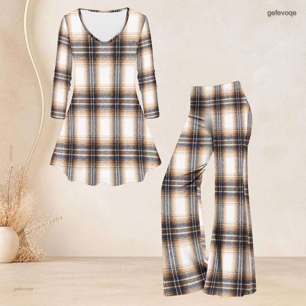 Women Plus Size V Neck Three Quarter Sleeve Printed Flared Top Flared Pants Two Piece Set