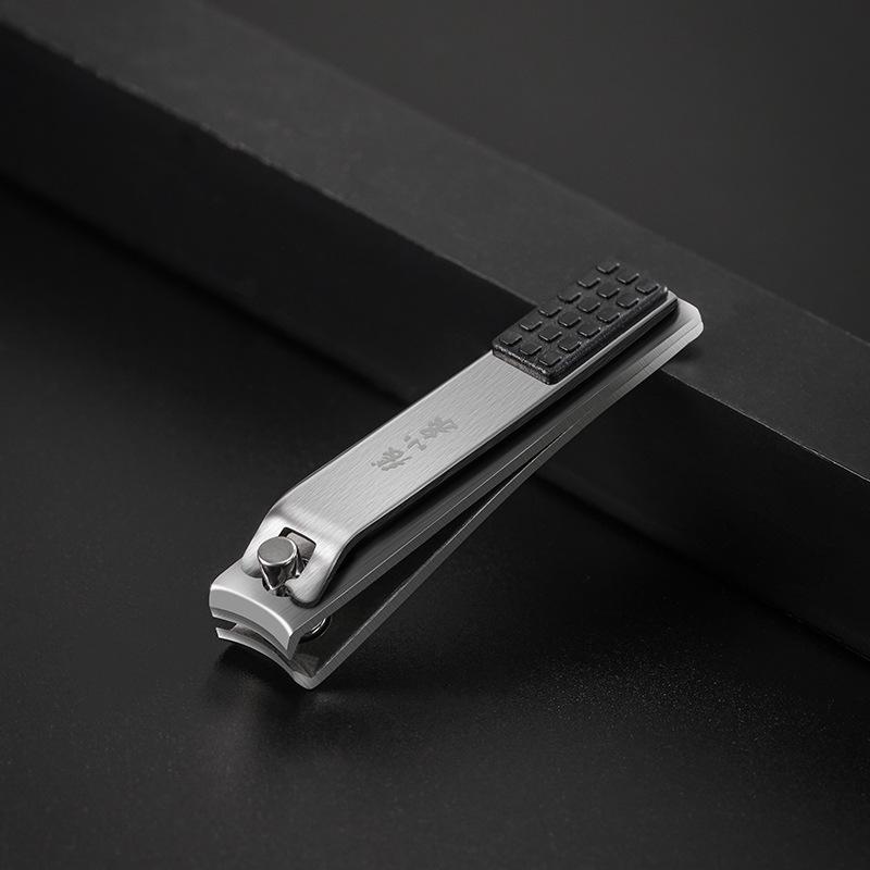 Zhang Xiaoquan Arc-Shaped Stainless Steel Nail Clippers with Foot File, Single Pack for Home Use.