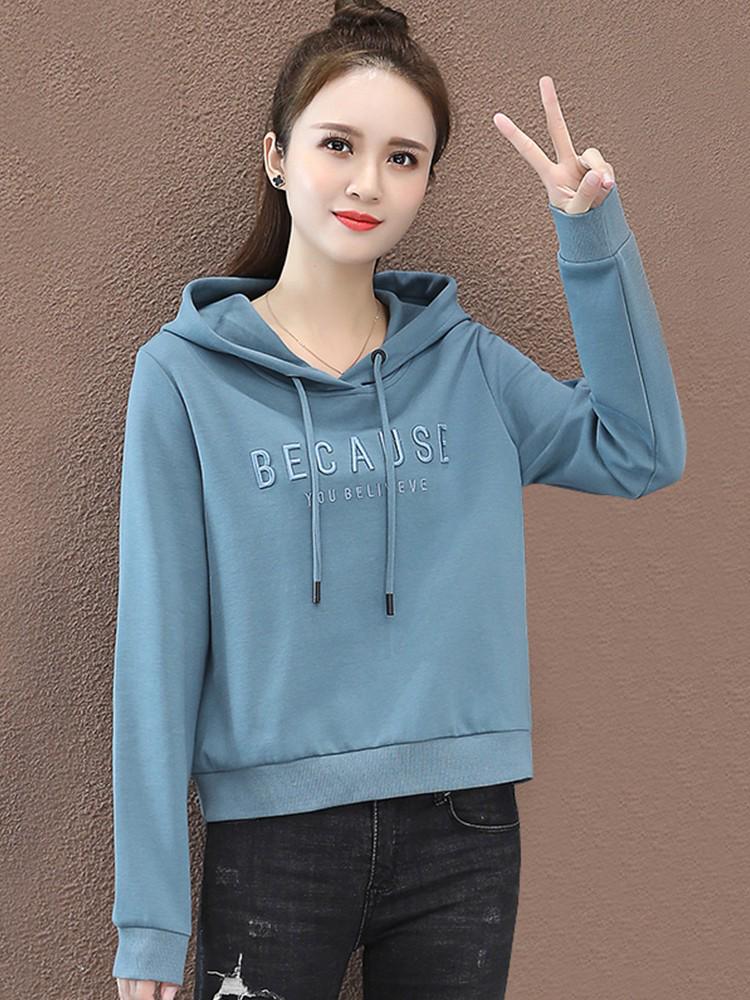 Women's Red Hooded Sweatshirt with Embroidered Letters - Korean Style Casual Petite Short Top for Spring and Autumn