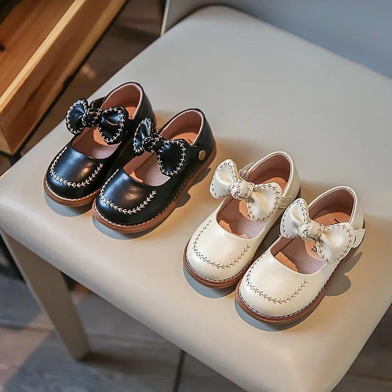 Dziecięce Skórzane Buty Dziewczęce Modne Miękkie Mokasyny z Węzłem 2024 Nowe Dziewczęce Casualowe Buty Księżniczki na Imprezę Ślub Płaskie w Jednolitym Kolorze