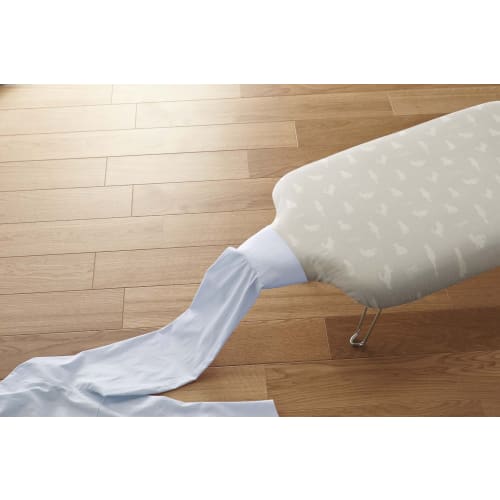 Yamazaki Lightweight Human-Shaped Ironing Board with Hook, Neko Press, Gray, Approx. 69 x 37 x 20 cm, Steel Mesh Construction, Hangs in Closet, Produc