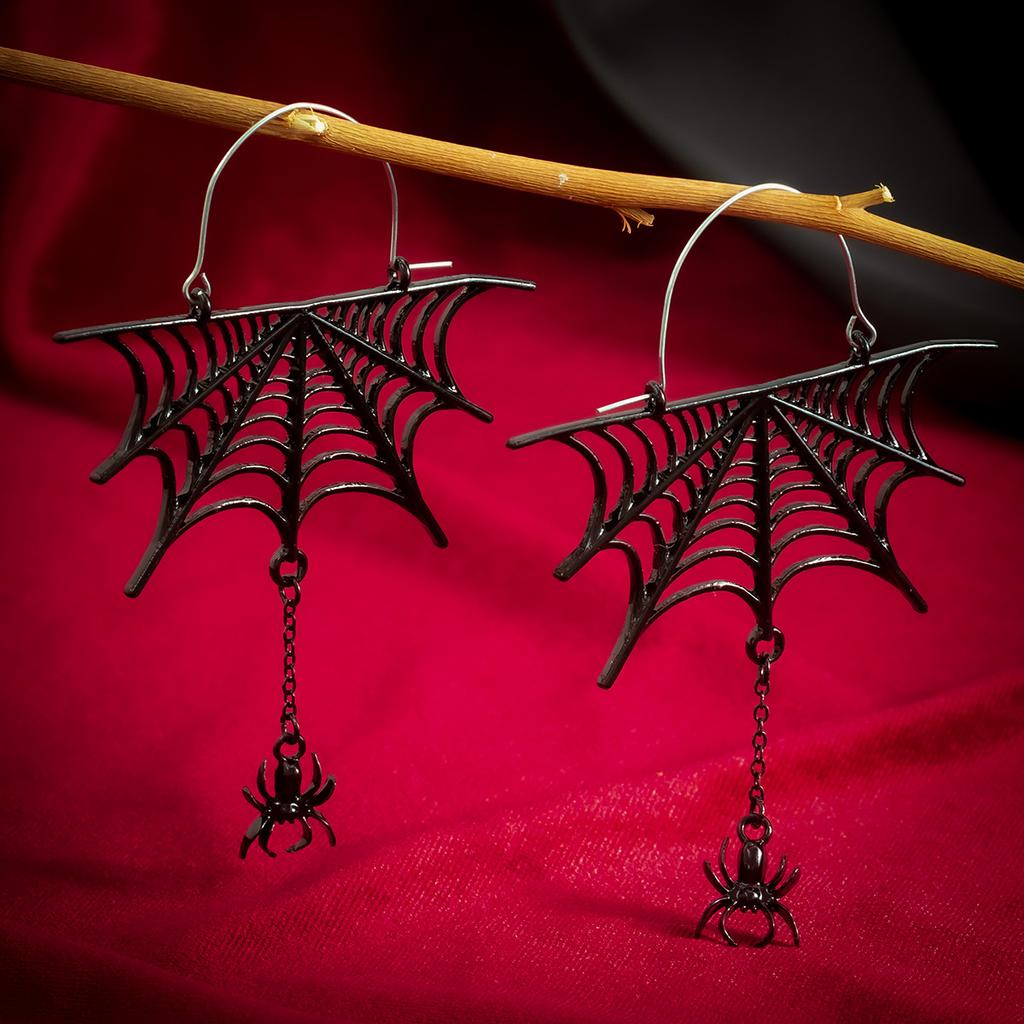 Halloween Sweet and Cool Spider Web Fringed Stud Earrings Female, Dark Metal Hollow Earrings, Accessories