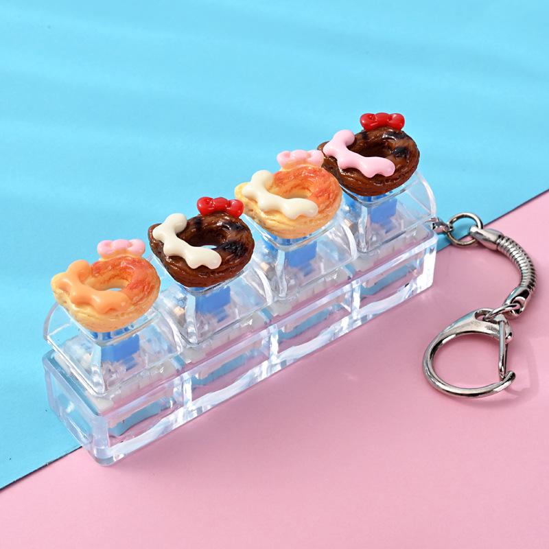 Popular Teddy Bear Love Keychain: Novelty Decompression Pendant for Stress Relief
