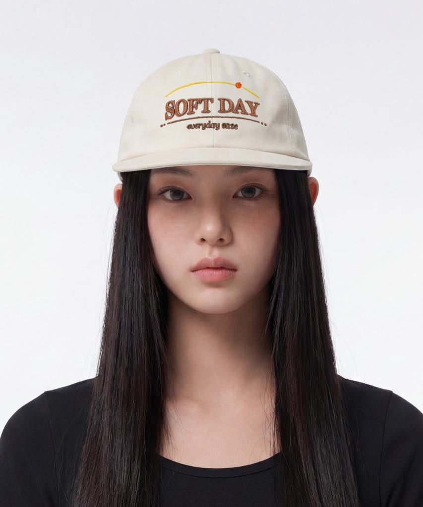 Beullumiel Soft Day Ball Cap (Ivory)