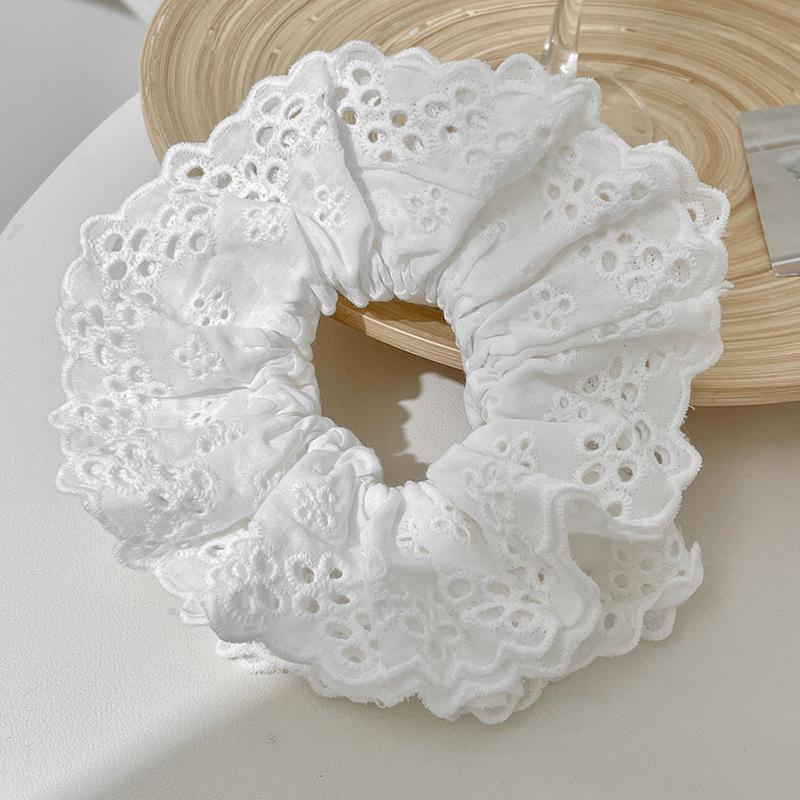 Korean Style Spring/Summer Floral Intestine Hair Scrunchie for Women – Elegant Ponytail Tie and Mori Girl Accessory.