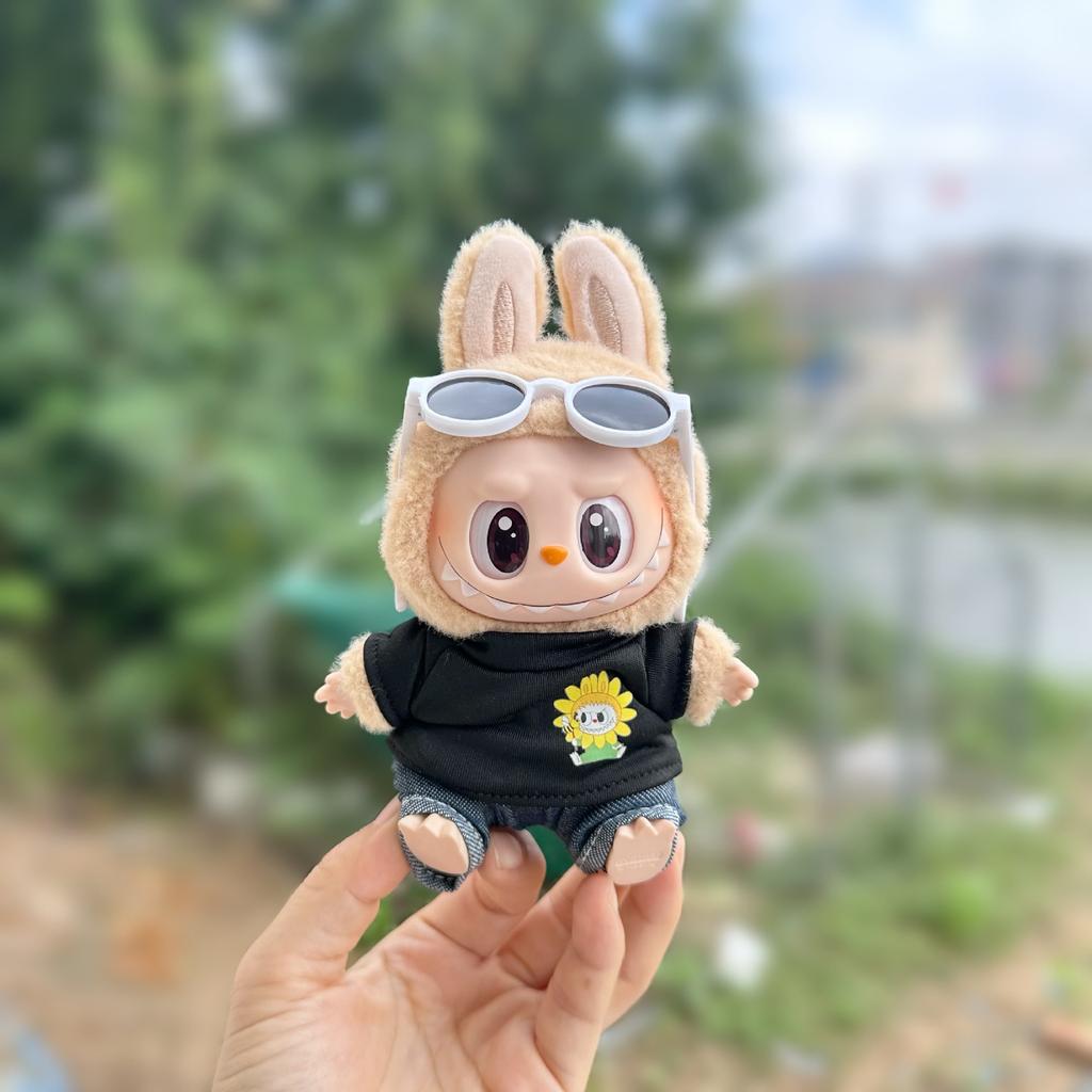 Clothes Only] On Ortwo Generations of LABUBU Doll Clothes Labubu Sat At the Party and Replaced the Black Shirt and Glasses Suit.