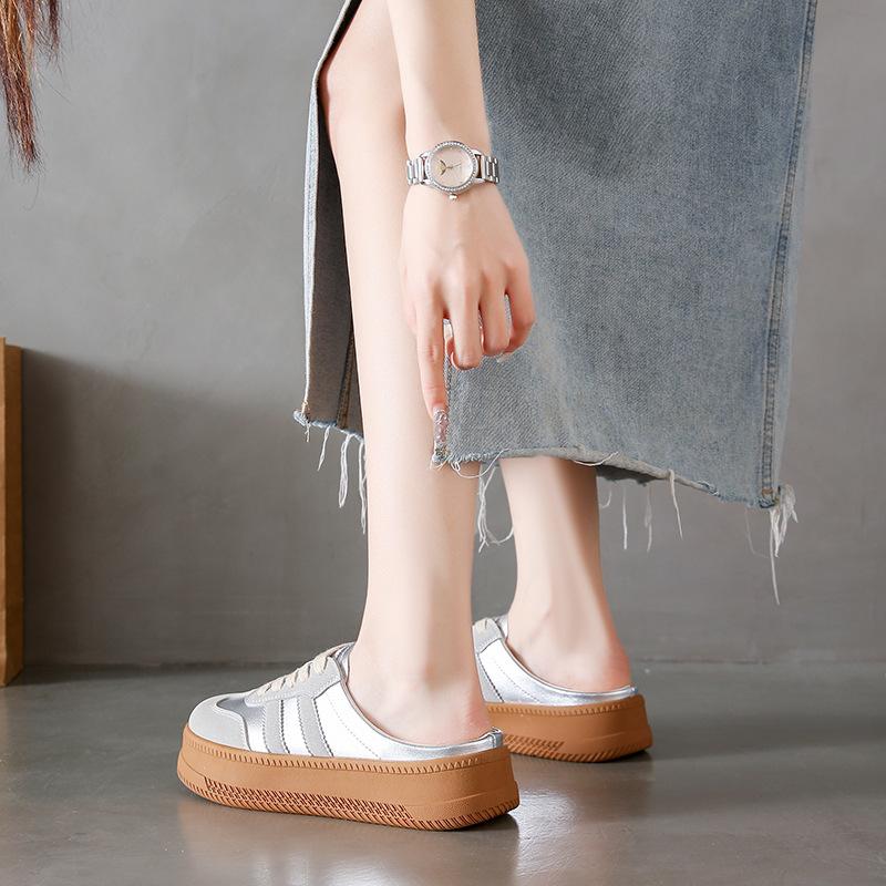 Pantofole casual mezze da studente per esterni estive nuove scarpe bianche piccole scarpe da ginnastica versatili sandali casual