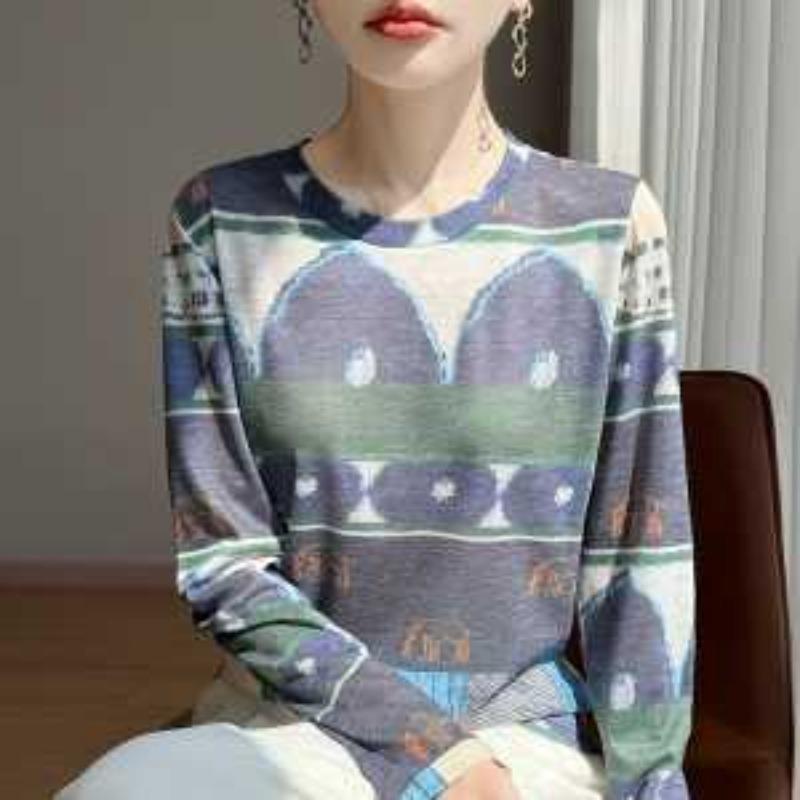 Buntes Batik-Print Neues Langarm-T-Shirt mit modischem Oberteil innen