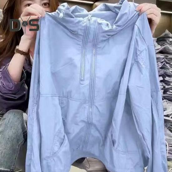 Sun Protection Jacket for Men Women Ultra Light Thin Hooded Camping Coat Quick Dry Anti UV Windbreaker for Outdoor Hiking Sports