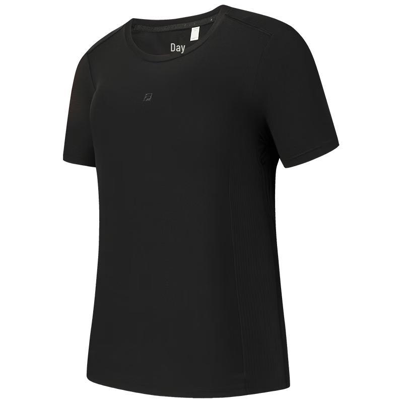 FILA Women s Athletic Knit Short Sleeve T-shirt M