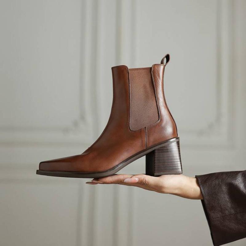 

Осенне-зимние женские ботинки Мартин кожаные на среднем каблуке большого размера женские ботинки квадратный каблук заостренный носок универсальные новые ботильоны из коровьей кожи 40