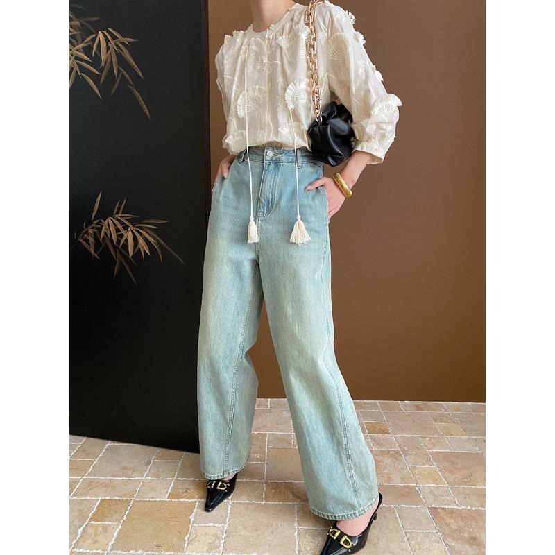 Vroubkovaná Zen trojrozměrná výšivka s kulatým výstřihem třásňová košile brzy na jaře