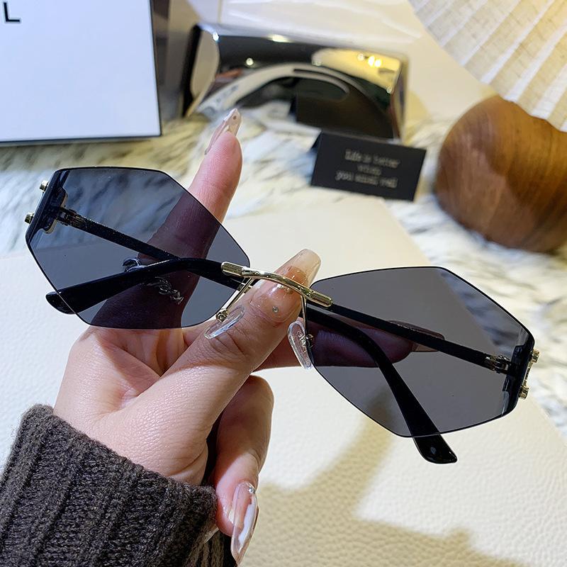 New metal rimless frameless diamond shaped fashionable Sun glasses women gold geometric polygon trendy Sunglasses 2025 PC&Metal