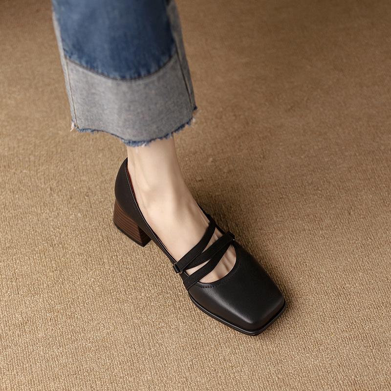 Fashion 2025 New Spring Women Shoes Retro Leather Mid-heel Mary Jane Shoes Square Toe Chunky Heel Women Buckle Pumps