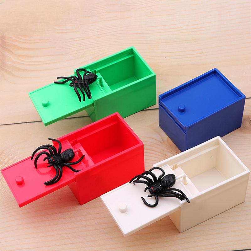 1Pc Trick Spider Funny Scare Box Wooden Hidden Box Quality Prank Wooden Scare Box Fun Game Prank Trick Friend Office Toys