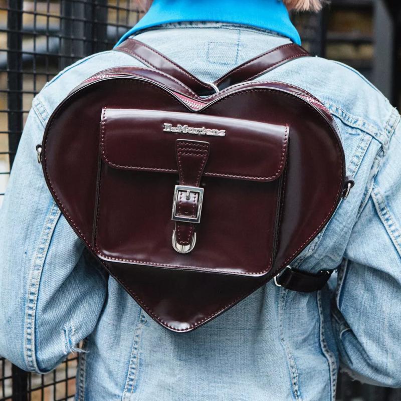 Ny Dr.Martens Lær Hjerteformet Veske, Ryggsekk, Skulderveske, Skulderveske Dame Burgund AD015601