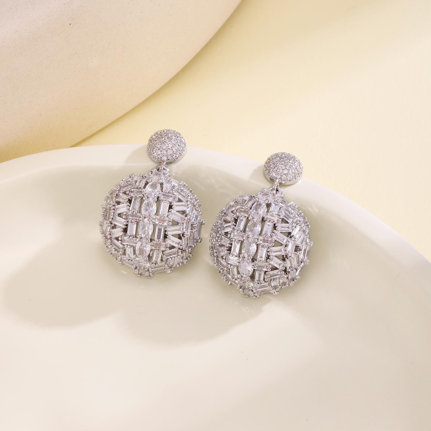

Nidin Light Luxury 3D Ball Drop Earrings For Women Shiny Baguette Cubic Zirconia Paved Round Wedding Party Prom Jewelry Gifts серебряный