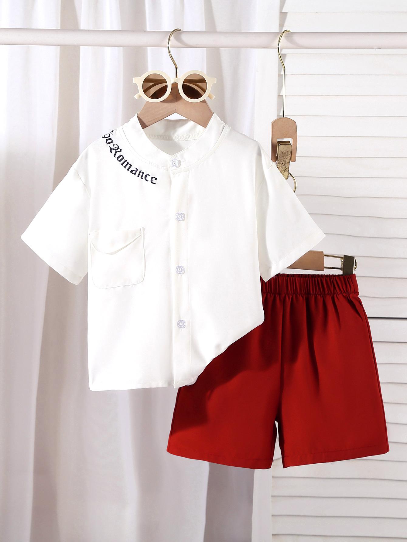 New Arrival: Boys  Two-Piece Set — Basic White Shirt with Unique Lettering Neckline Design & Simple, Versatile Brown Elastic-Waist Shorts 4Y разноцветный