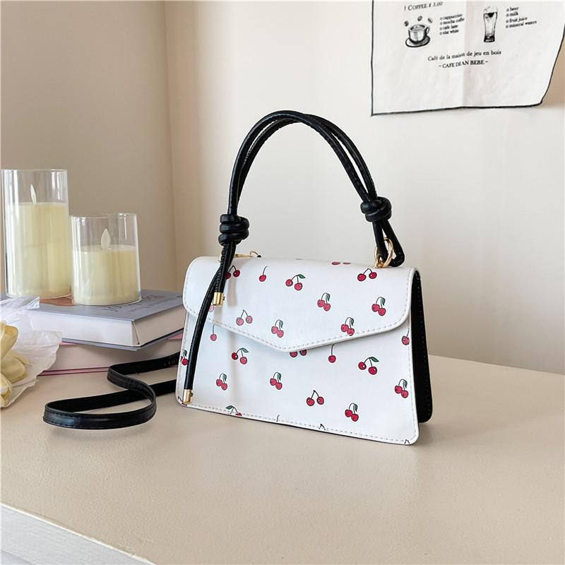 

Летняя популярная модная портативная женская сумка 2025 новый нишевый дизайн сумка через плечо корейская версия косая маленькая квадратная сумка чёрный