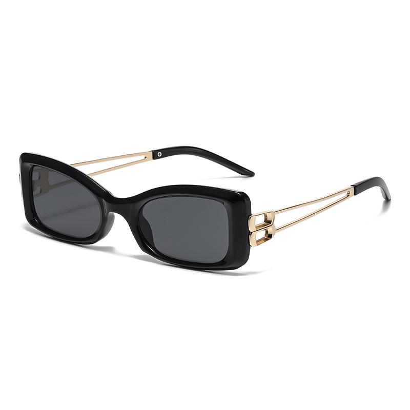 Sunglasses High-end Feeling Square Face Slimming Sun Protection Holiday Seaside Retro Hollow High-end Sunglasses 6110