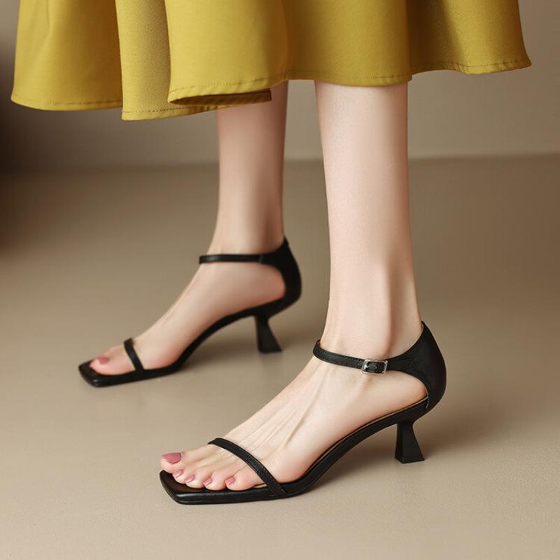 New women's one-word sandals women's square head comfortable beef tendon soft sole large size summer sandals women's leather medium heel solid color