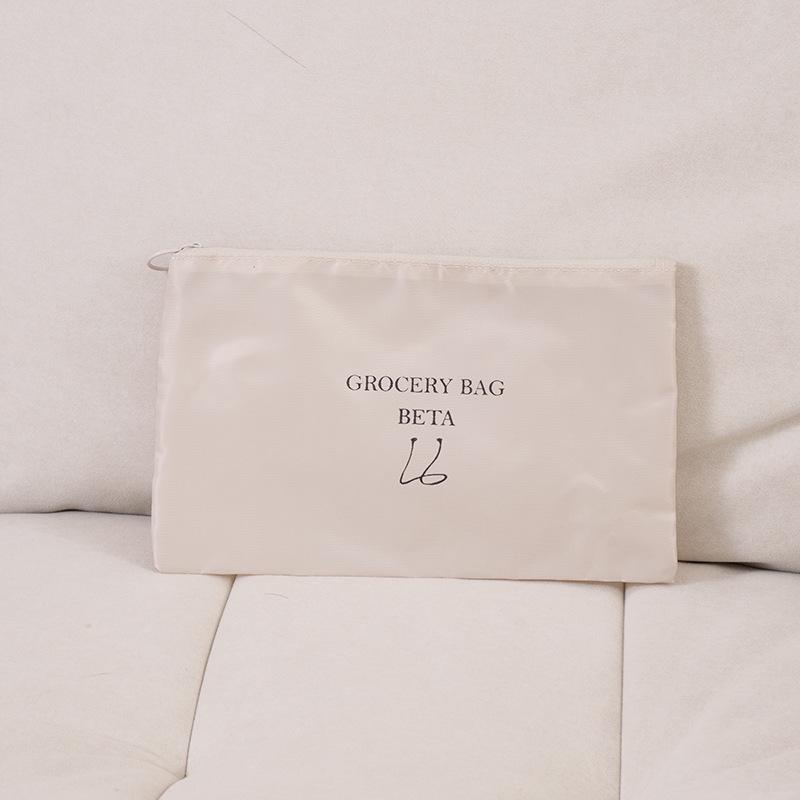 

Набор из шести компрессионных дорожных мешков для хранения одежды и нижнего белья