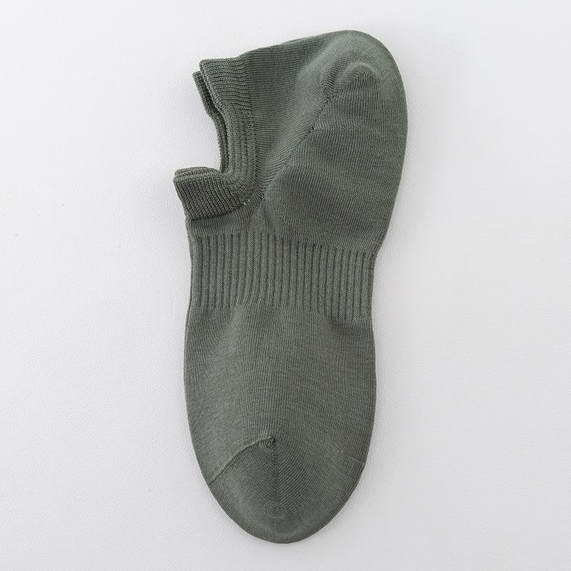 Men's Autumn and Winter Invisible Boat Socks, Simple and Breathable Cotton Socks, Casual Short Socks