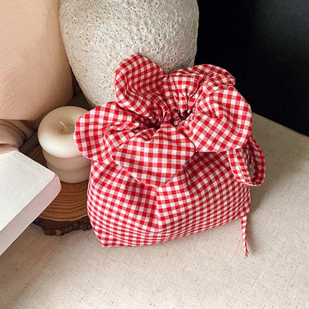 Portable Flower Drawstring Bag Cute Ins Shoulder Bag Literary Plaid Flower Crossbody Bag  Vacation