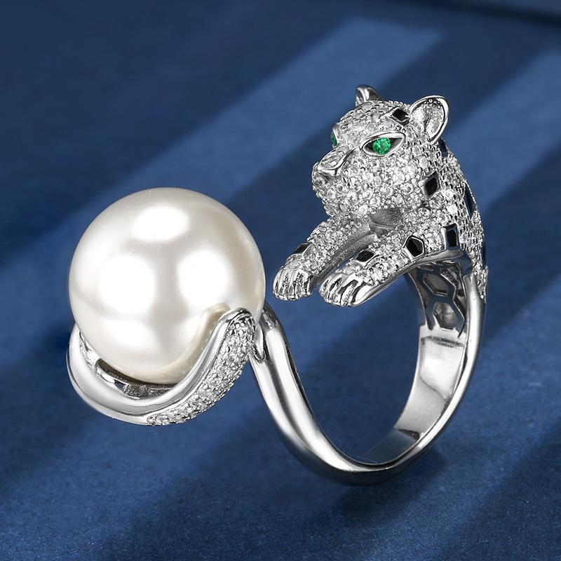 Jewelry Copper Bottom Gold-Plated Simulation White Pearl Light Luxury Leopard Suit Female 16Mm