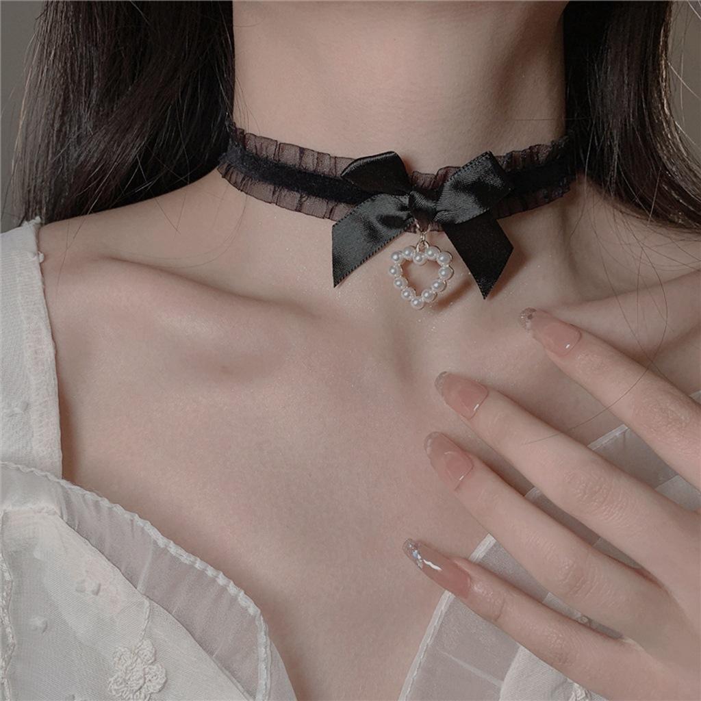 1PC Women's Cute Collar Lolitas Handmade Vintage Lace Heart Choker for Women Gothic Bow Knot Necklace Girls Uniform Accessories