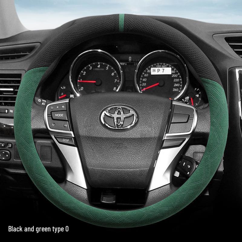 Suede Steering Wheel Cover for Toyota Prado, Camry (6th & 7th Gen), Reiz, Land Cruiser, and Land Cruiser Prado