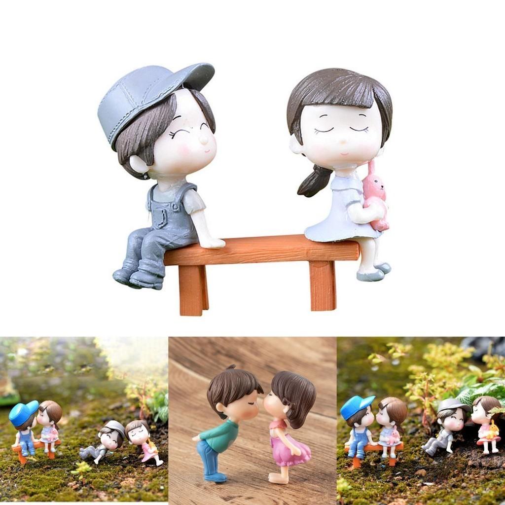 Delightful Kissing Couple Dolls For Handicraft Micro Garden Ornamentation
