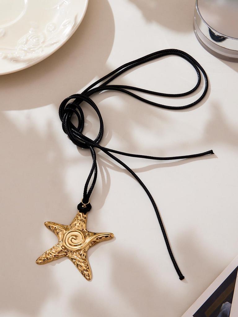 Oumaijia 18k Guldpläterad Sjöborre Hänge Halsband med Svart Läderhalsband - Europeisk och Amerikansk INS Stil.