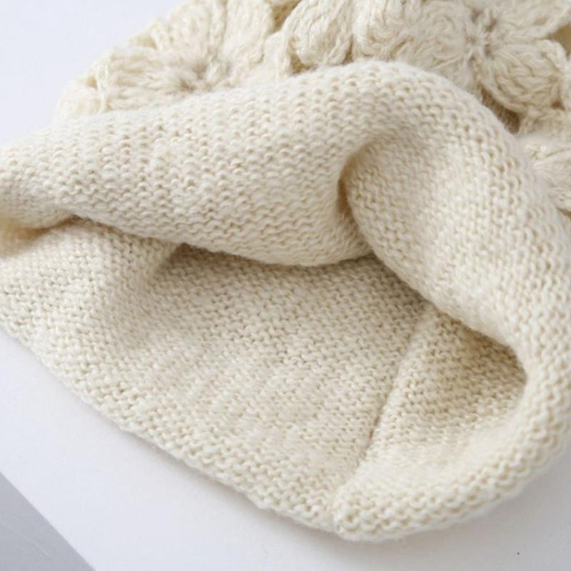 Häkelblumen-Damenmütze Gestrickte Damenmütze Multifunktionale Tragbare Kopfdekorationen für Drinnen, Draußen, Reisen, Camping