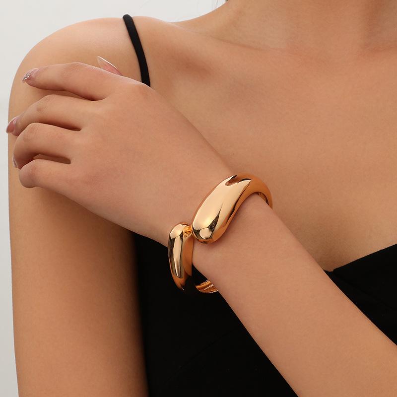 Bracelet INS Minimalist Irregular Wave Jewelry Metal Glossy Bracelet Ladies Jewelry