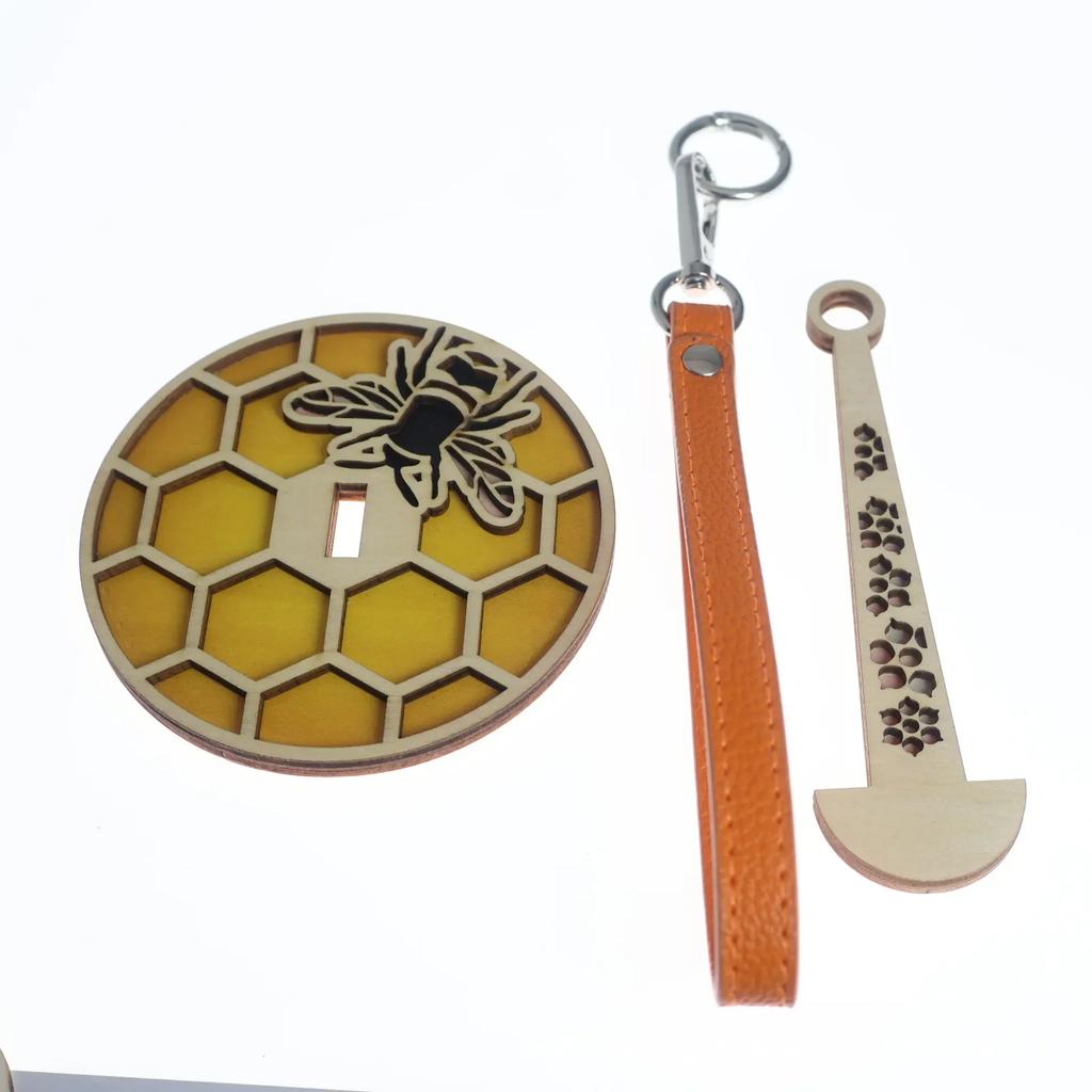 Portable Wrist Crocheting Knitting Yarn Holders Wooden Carrier with Leather Wristband Yarn Minder Gift for Weaving Craftsman