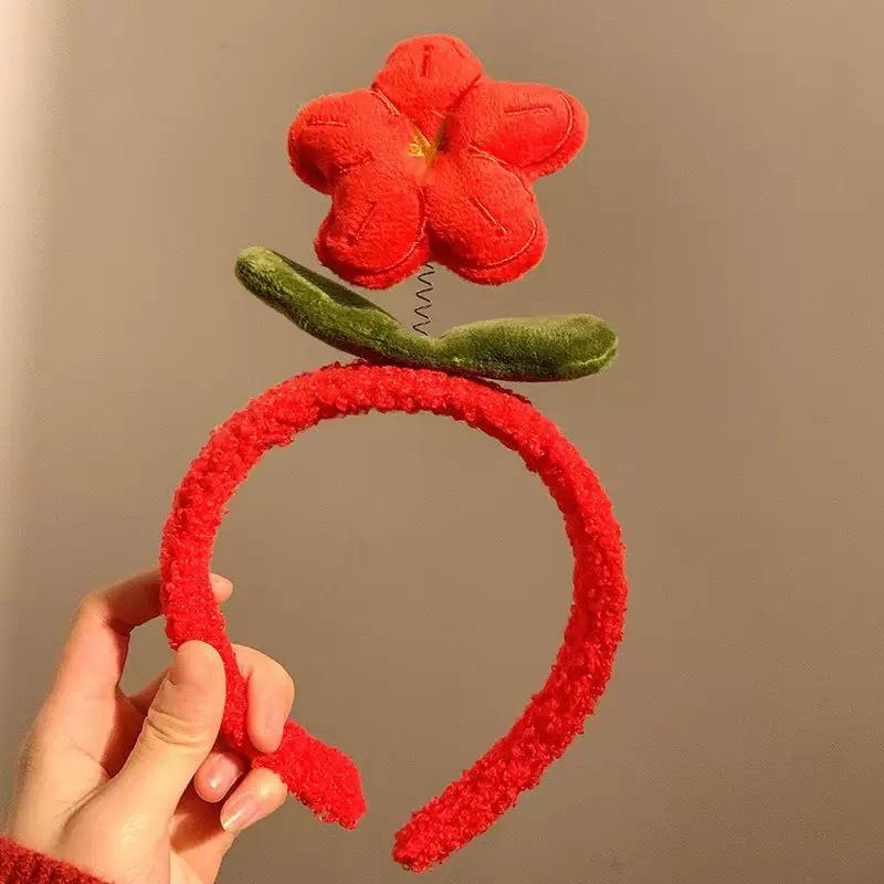 Cartoon Plush Headband: Cute Hair Accessory for Women & Kids, Perfect for Face Washing