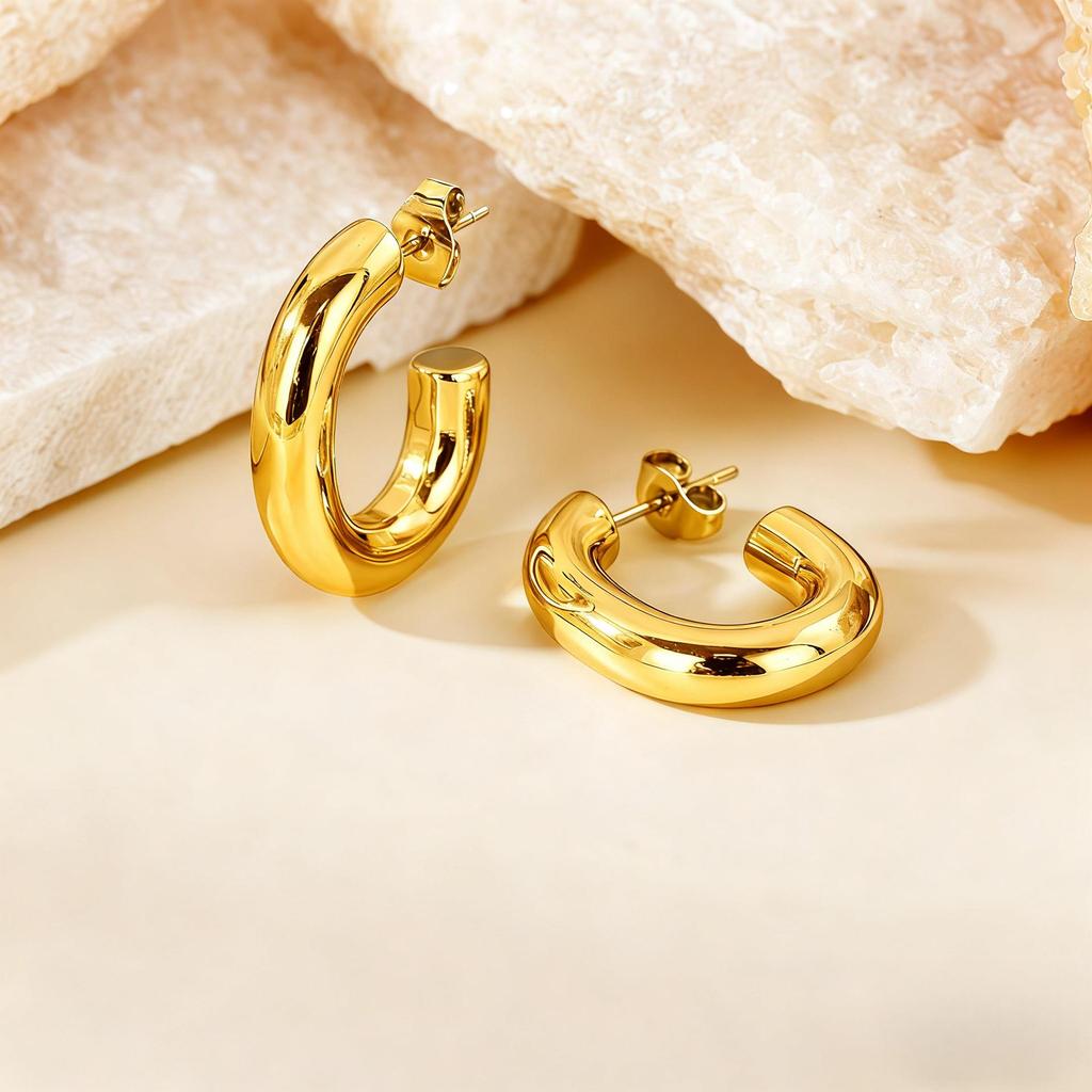 European American Classic Smooth C-Shaped Hoop Titanium Steel Retro Earrings for Women