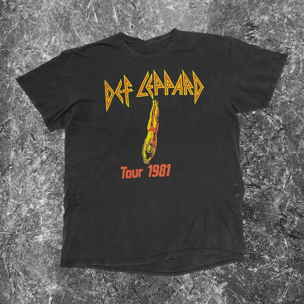 Band Tees Def Leppard Food 1981 Def Leppard Unisex ALl size shirt A493 XXXXL