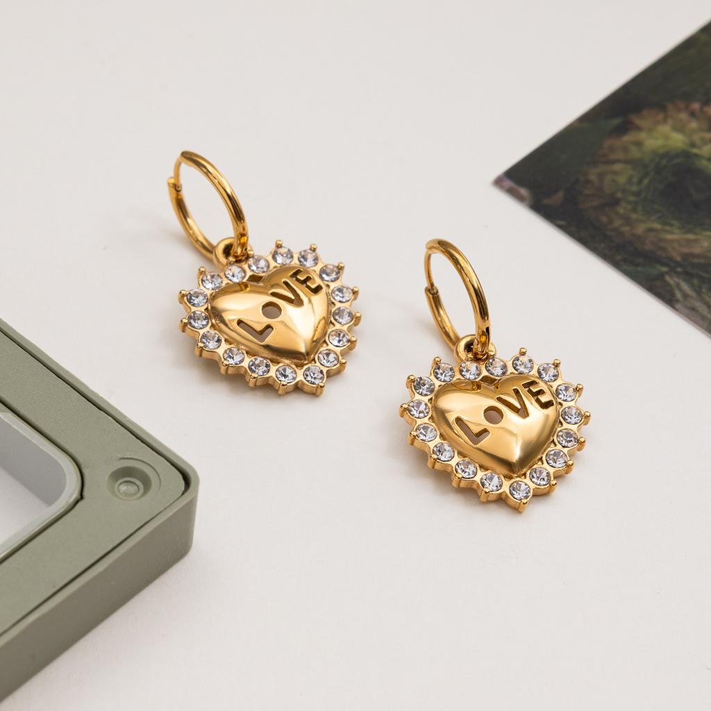 Stainless Steel White Diamond Love Earrings, Earrings Do Not Fade, and Earrings Are Popular.