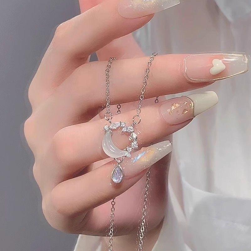 Colier White Moonlight pentru Femei Ins Lumină Lux Nișă Senzualitate High-end Lanț Claviculă Modă Cadou pentru Prietenă