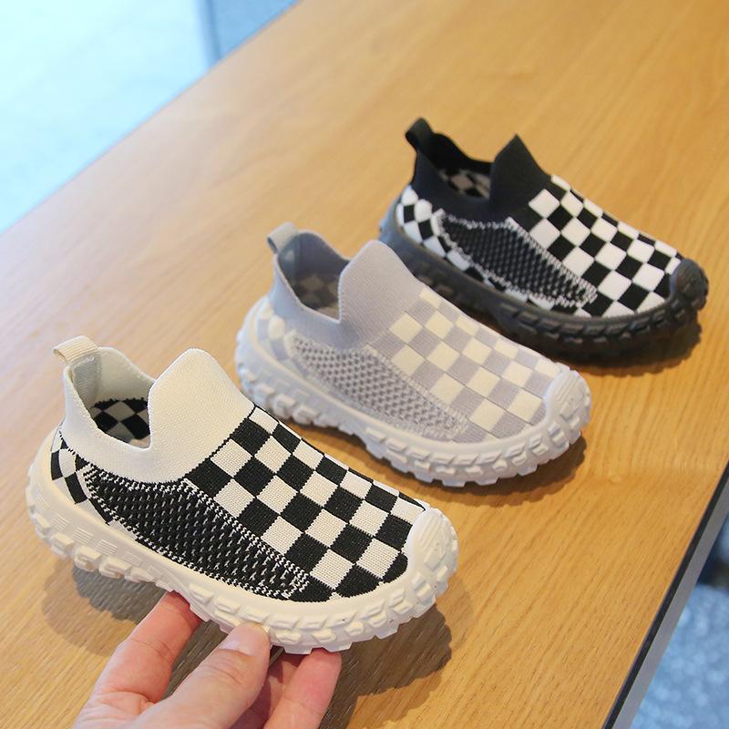 Children's sports shoes 2025 spring and autumn new boys' casual shoes breathable mesh shoes soft-soled girls' flying woven shoes baby shoes