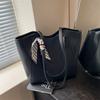 Bag Large Capacity Armpit Bag New Casual Versatile Shoulder Bag Commuter Tote Bag